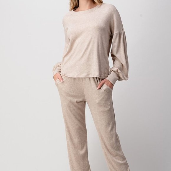 Other - *ONLY 1 LEFT*  Soft & Cozy Lounge Pant Set